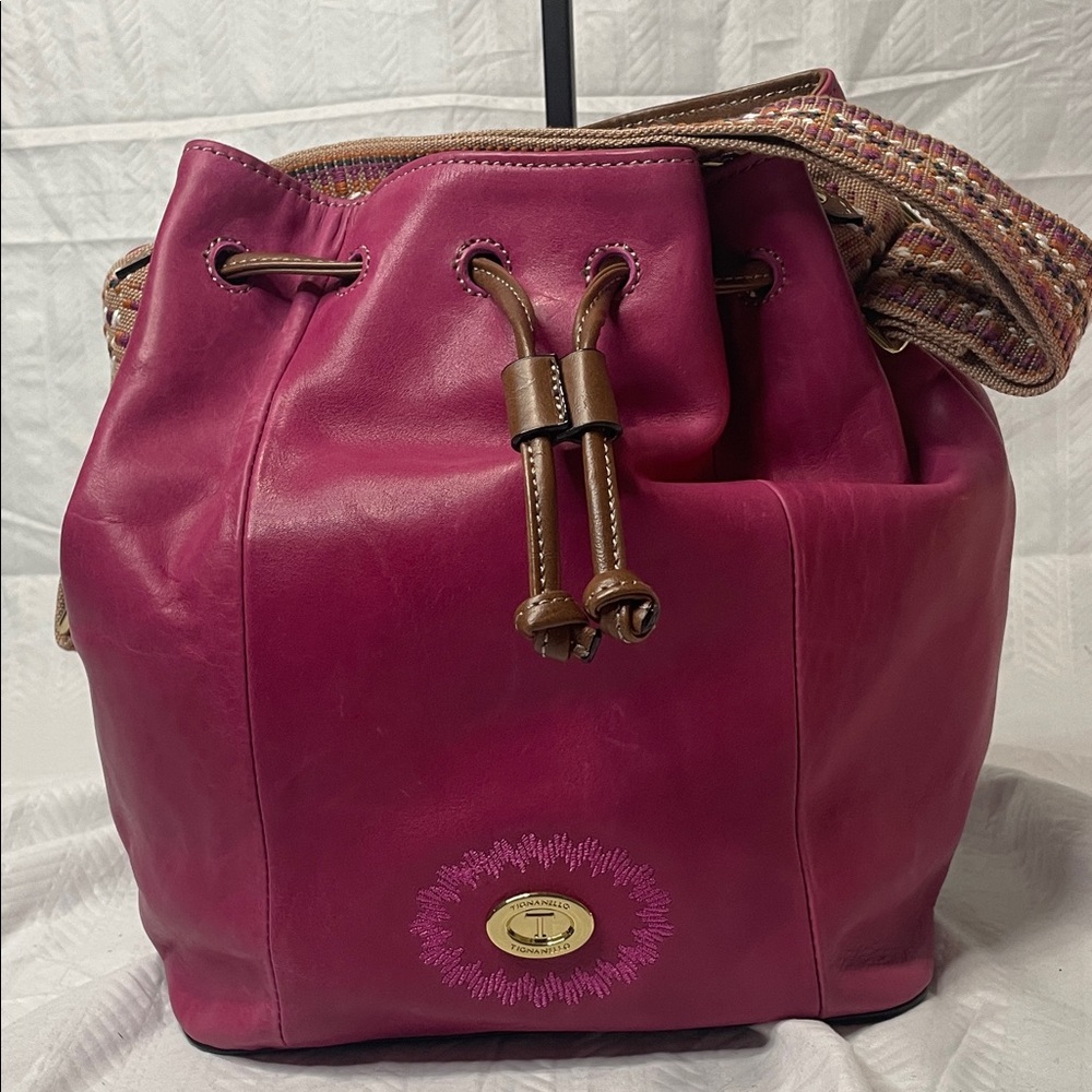 Tignanello - Pink Leather Drawstring Bag